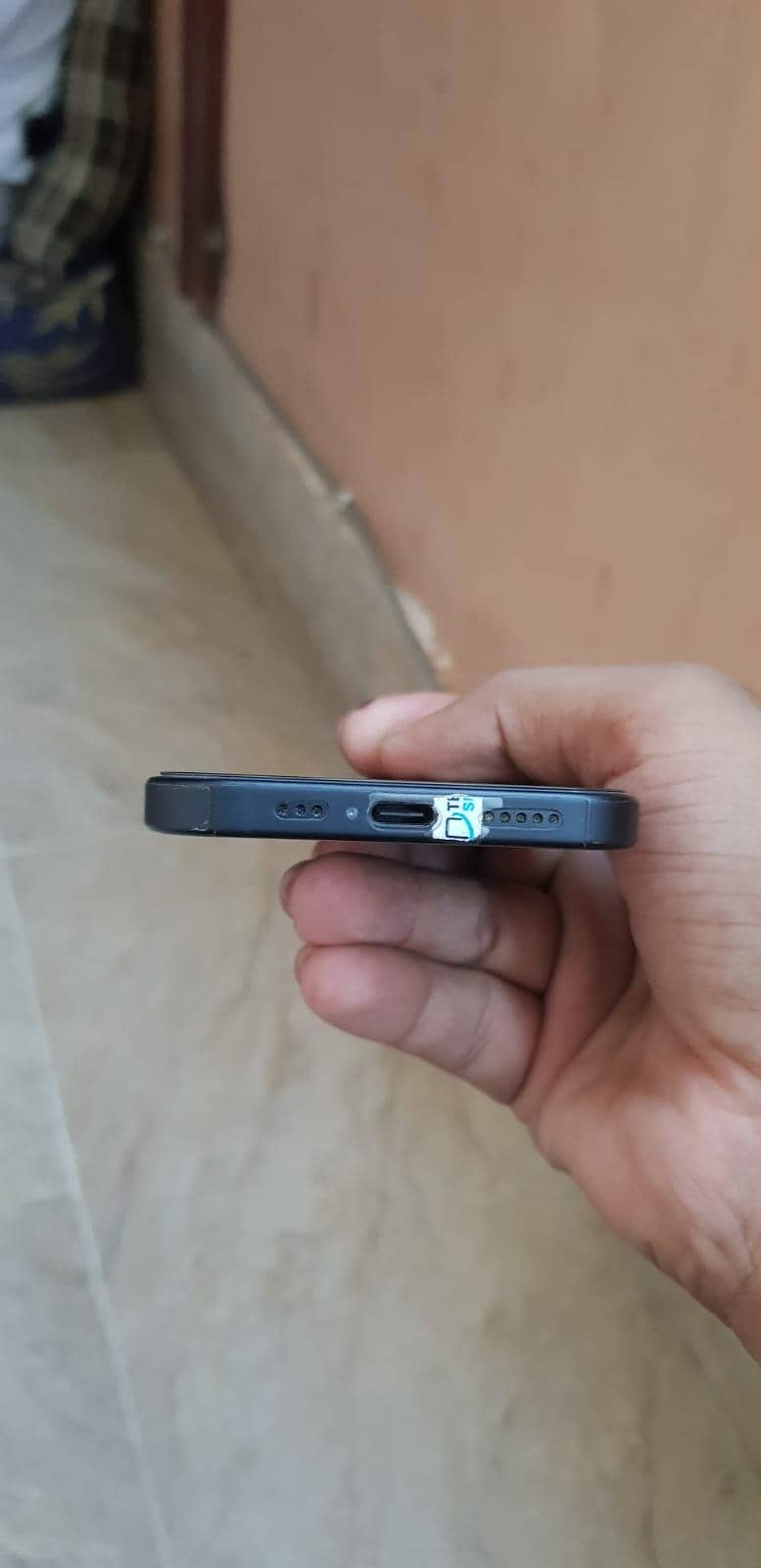 Iphone 15 (Kit only) Factory unlock 128Gb (70 Cycle count) Health 100% 3