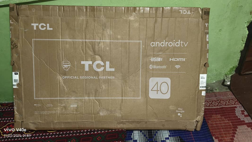 TCL smart led 40. inch . . . only  5 days hardly used . . 9