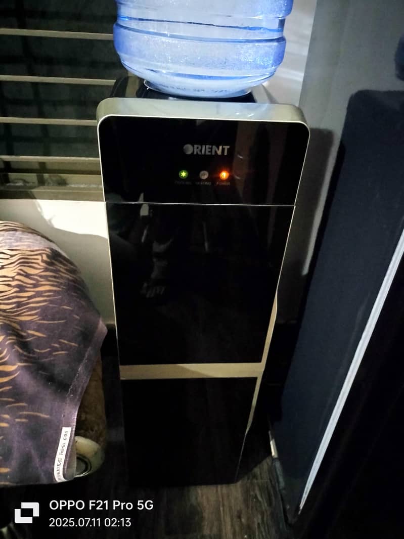 Orient Dispensor excellent condition 1