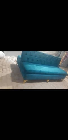42 person sitting  03241047461
