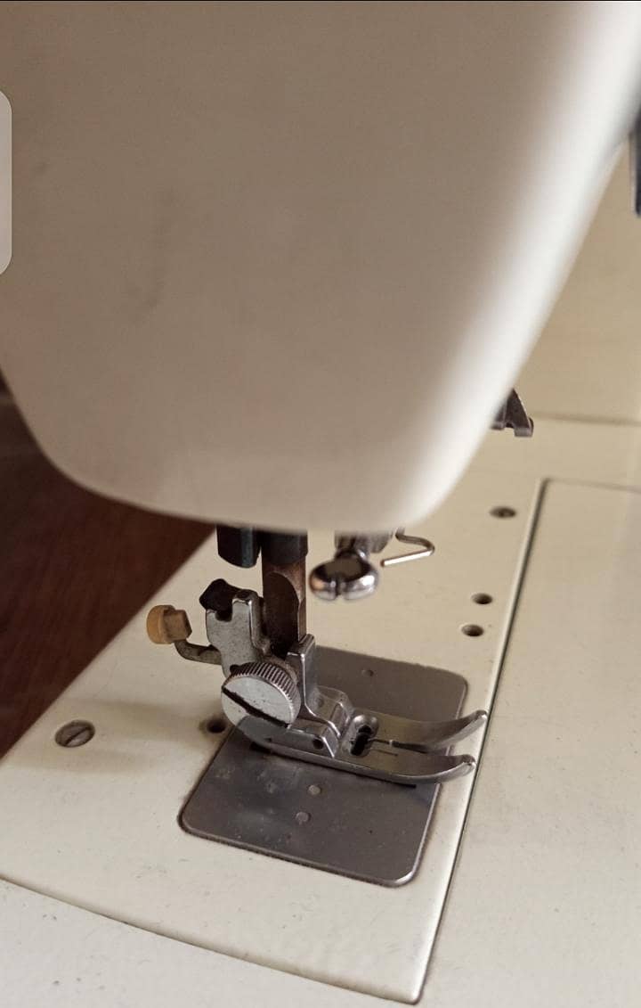 Sewing machine available with multiple functions 0