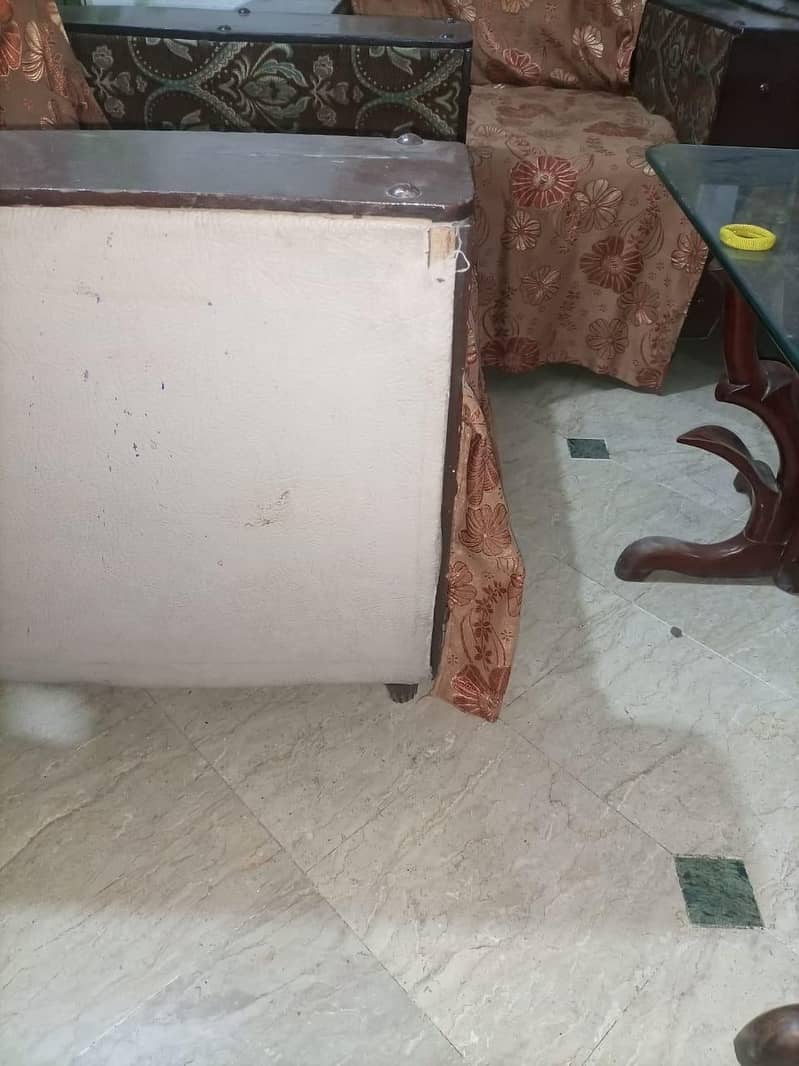 1 seater sofa set FOR Sale without table 2