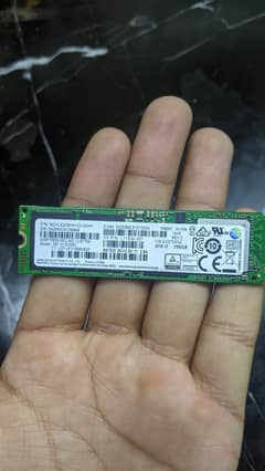 Samsung NVME 256GB M. 2 faster than ssd