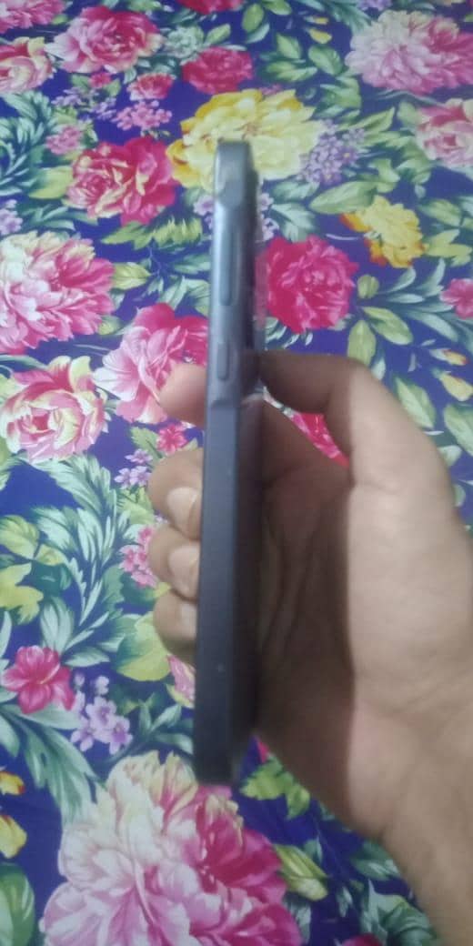 Condition 10/10 no scratch 5