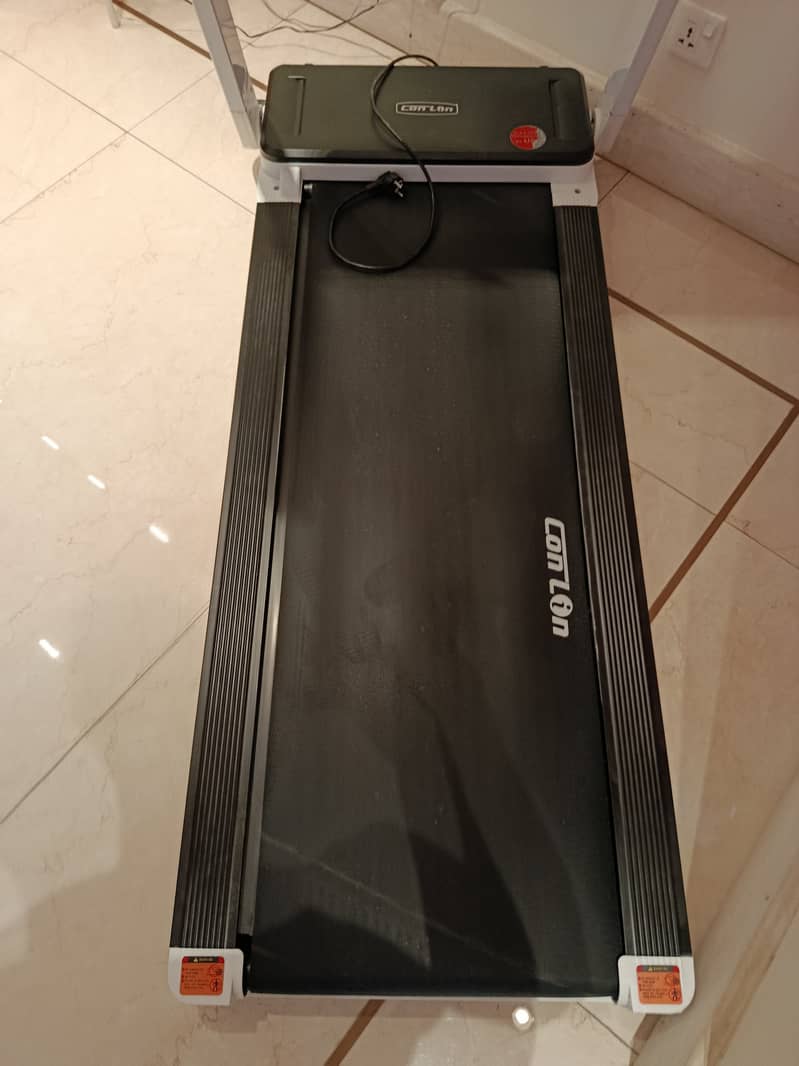 Conlin T60 Treadmill - Interactive Console 2
