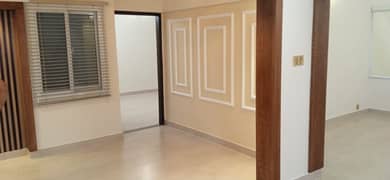 MASTER SIZE COMMERCIAL OFFICE AVAILABLE FOR RENT MAIN UNIVERSITY ROAD GULSHAN-E-IQBAL
