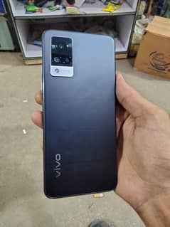 Vivo V21 8GB 128GB complete Saman 10by9 Exchange Exchange possible?