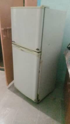 Dawalance Refrigerator (Urgent Sell)