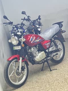 Suzuki gs 150cc 2018 low millage ( special edition)