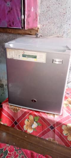 Bompani Fridge Urgently for sale