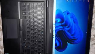 Dell latitude laptop, core i5, 8th generation, window 11 pro,8gb Ram