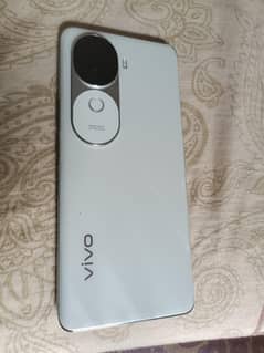 Vivo v40e