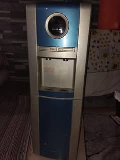 nunix-R98C hot and cold free standing dispenser