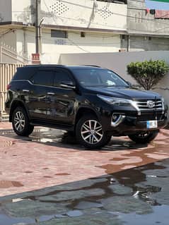 toyota fortuner v push start