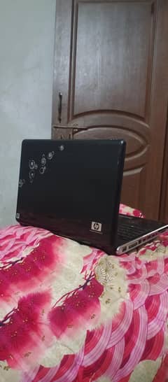 HP 16inch core 2 Dou  4gb 512gb ultra fast SSD  2gb HDR graphic