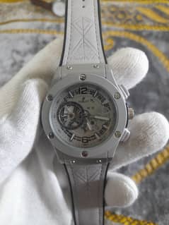 HUBLOT Men Watch Date shown Master lock