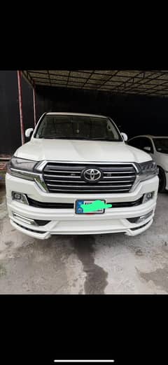 Land Cruiser 2020 for rent in Lahore