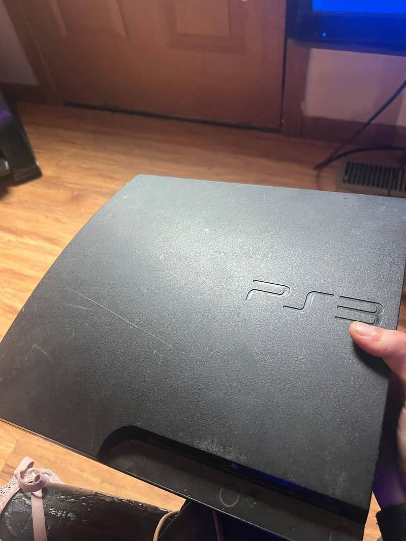 PS3 New with 2 Controller  1