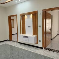 Rawalpindi Bahria Town Phase 8 Umar Blok 7 Marla Upper Portion