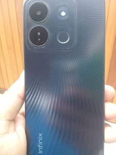 infinix smart 7 ,_4 &64GB  with original charger and daba,