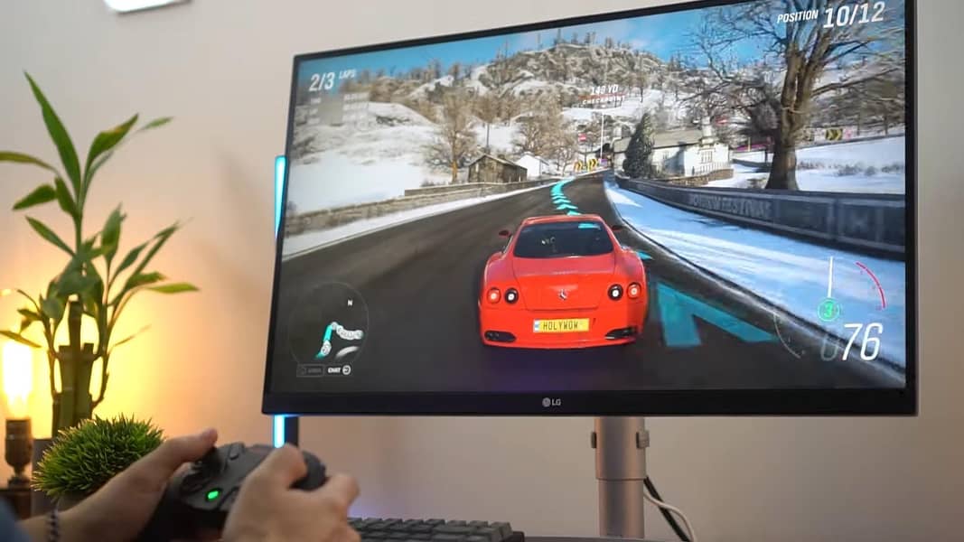 LG 27" 4K Boderless Monitor with VESA DisplayHDR400 and USB Type-C 4