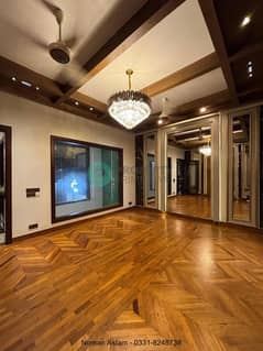 VIP UPPER PORTION FOR RENT, 3 Bedroom with attach washroom UPPER PORTION for rent in CBR Town ) Good Location This House