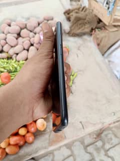 Redmi 10A 4+2 128  touch break hai chalta ok hai or koi ishue ni