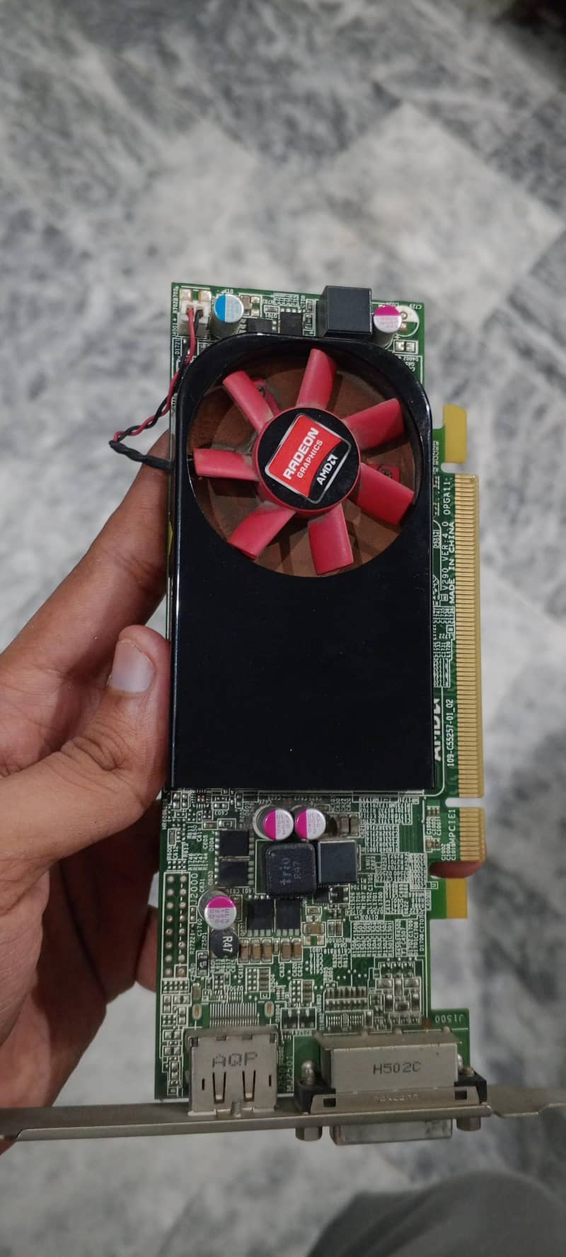 amd graphics card  2gb condition like NEW CONDITION 1