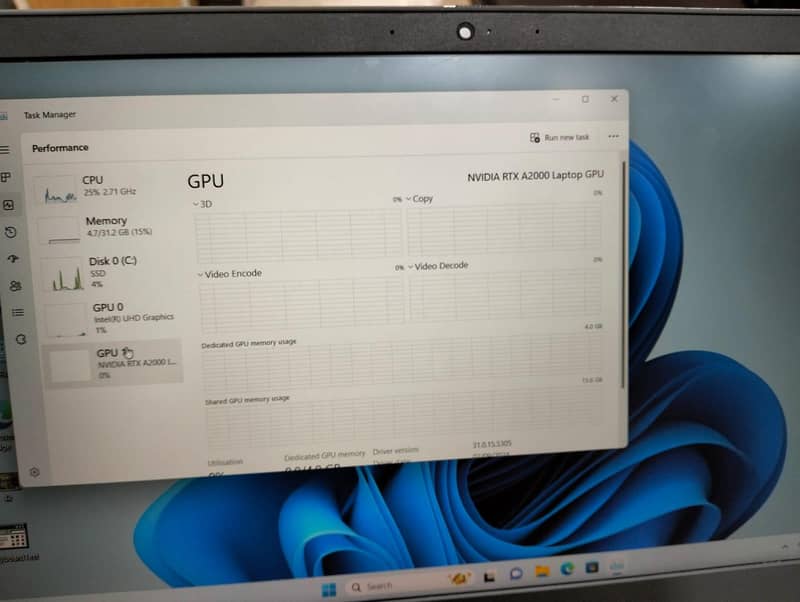 DELL PRECISION 7560 0