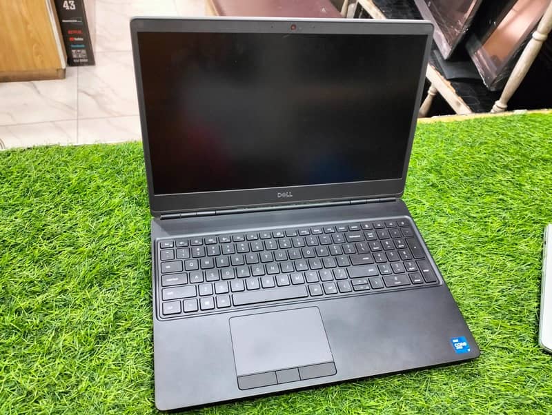 DELL PRECISION 7560 2