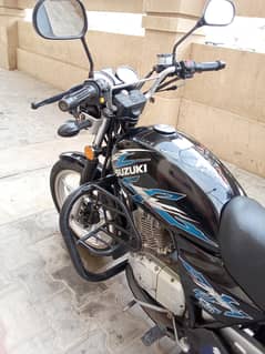 Suzuki GS 150 SE / model 2022
