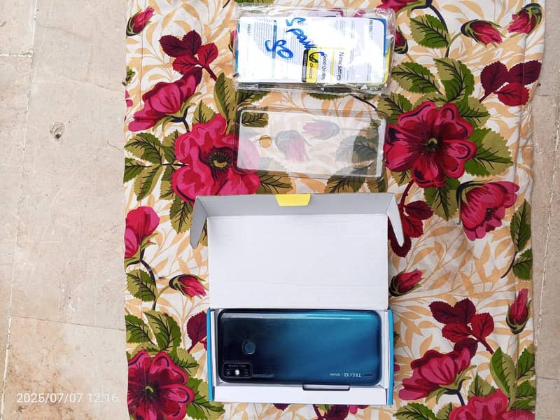 Tecno Spark 6 go 2/32 with Box 1