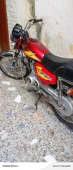 Honda CG125 sale karna hai 2021 modil panjab No