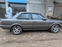 Corolla 88 model Se saloon . . . Corolla 88 model