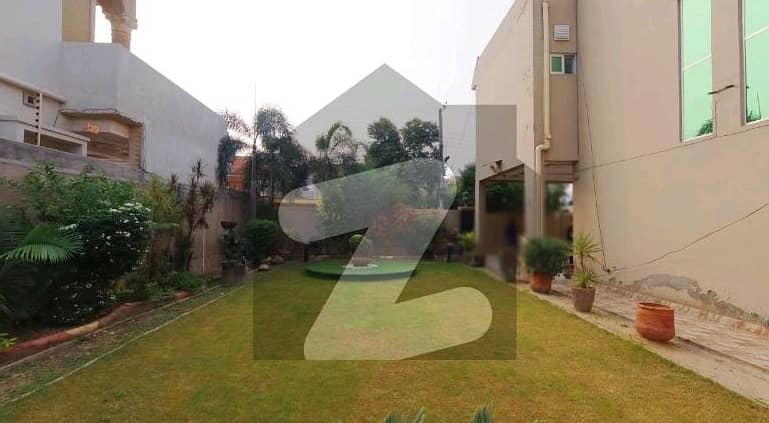 Highly-Desirable Prime Location Residential Plot Available In Punjab Small Industries Colony - Block E For Sale 6