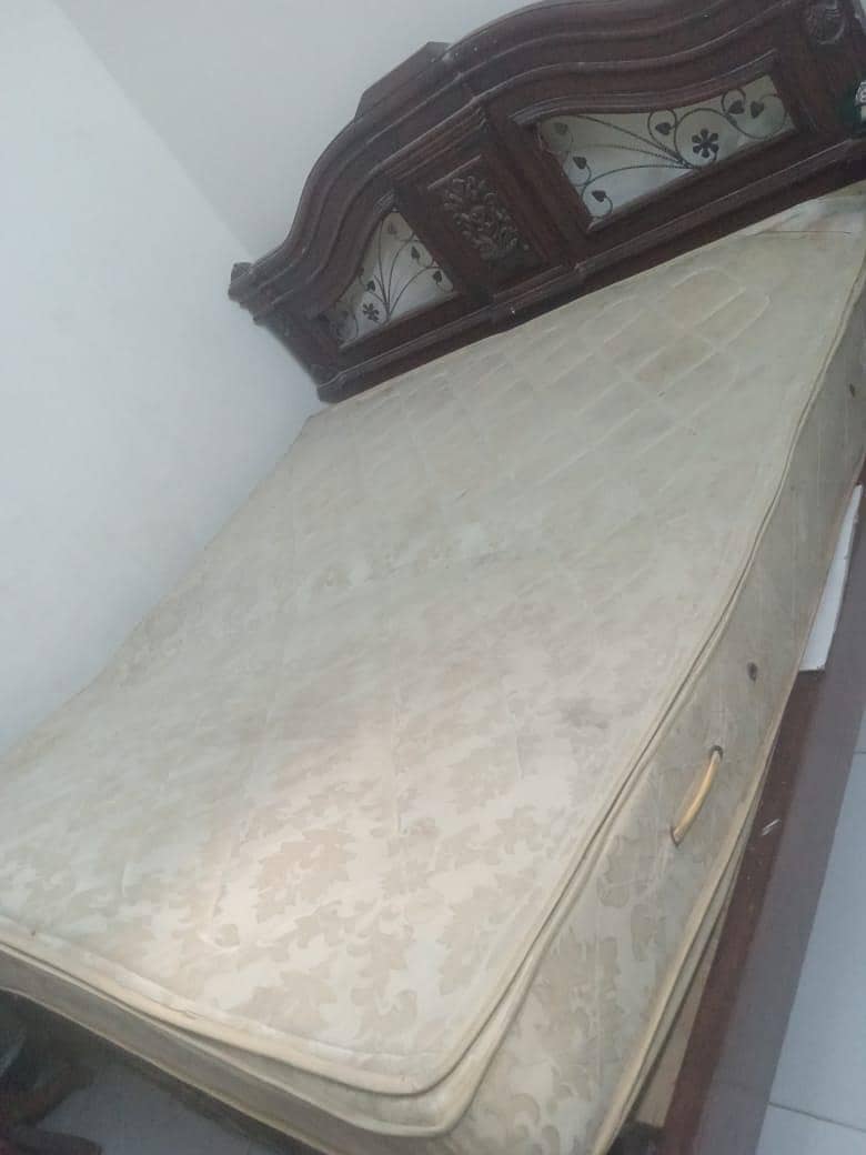king size bad with spring metters 2