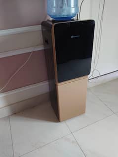 Dawlance Dispenser brand ne