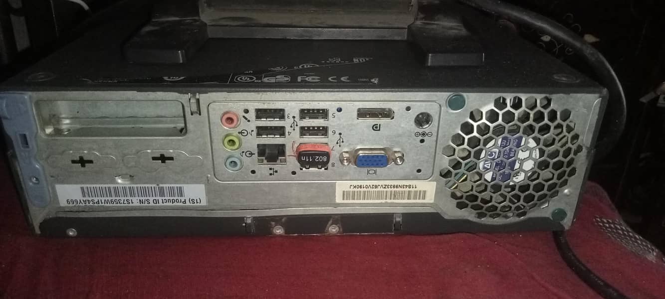 LENOVO PC IN LOW PRICE  AND GOOD CONDITION WITH KEYBOARD MOUSE ALL. 1
