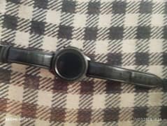 smart watch 3 / 1 year use with charging cable with box