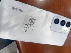 realme