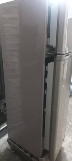 Fridge/Dawlance refrigerator