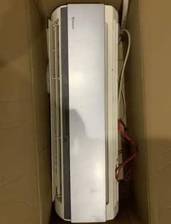 GREE 1 TON AC