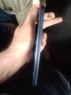 mobile chalne Mein okay hai aur panel thoda sa break hai