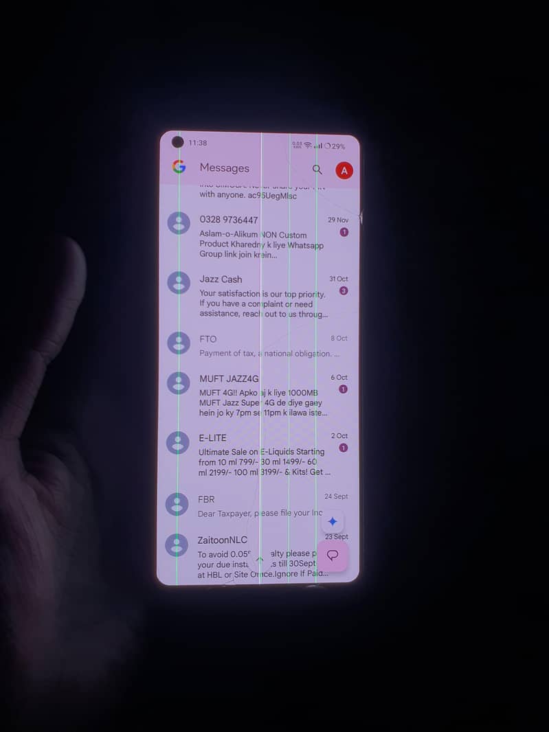 oneplus 8t . . 12/256  lines in display 2