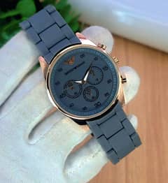 Men's watch - multiple color straps