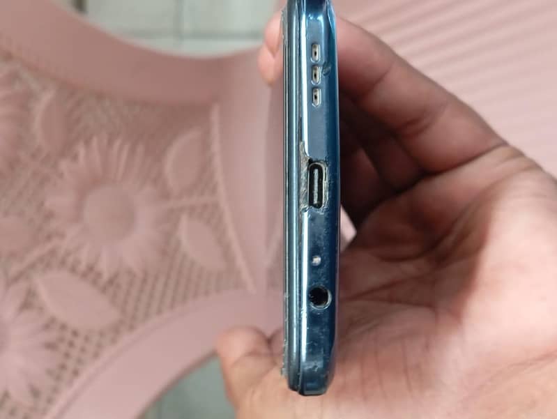 tecno camon 18p  8/128 only mobile. read add 2