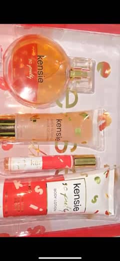 Kensie So Pretty Gift Set