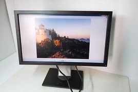 Dell 19 Inch LCD Fresh with Stand