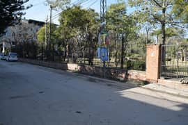 single and sharing rooms available in Rawalpindi girls hostel