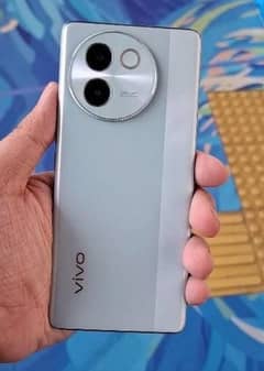 VIVO V30E